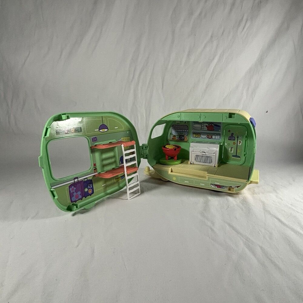 Peppa Pig Camper Trailer Playset Hasbro 2024 Green Yellow